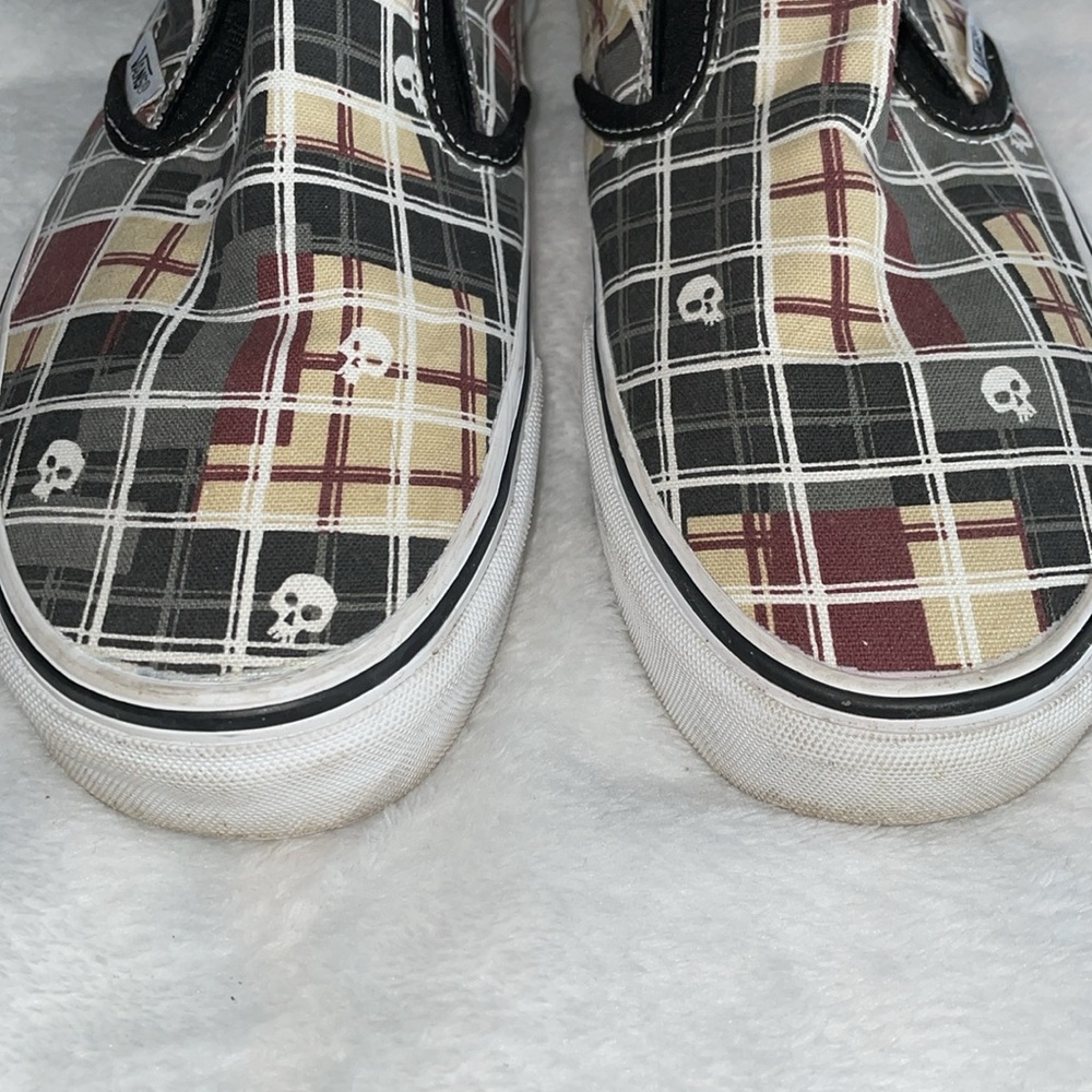 Vans - Picture 10 of 10